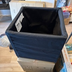 無料 イケア ボースネス 収納オットマンの画像