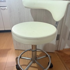 スツール