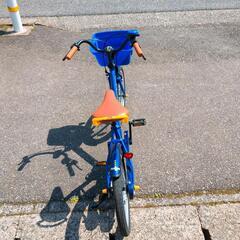  18インチ子供用自転車　A1502451340 ブルーカラー 男の子にオススメ 【浜村鹿野温泉ICから3分 買取本舗、 宮本リサイクル 営業時間9～19時 定休日水曜のみ←連絡できませんm(_ _)m】の画像