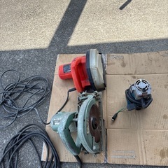 マキタ　トリマー1個　電動ノコギリ2個