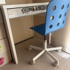イケアミッケ机＆椅子の画像