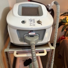 ※取引中です！業務用脱毛器&可動式台