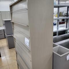 ★ジモティ割あり★ KOKUYO フラップ扉書庫 クリーム H178×D39×W100 クリーニング済み OJ8723の画像