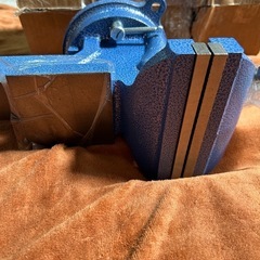 【ご成約】82a 万力 360°回転式 リードバイス ホームバイス 150mm 回転台付きバイス 強力バイス ベンチバイス 6インチ 3点固定 y040714aの画像