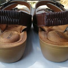 Risatel サンダル (ブラウン)の画像