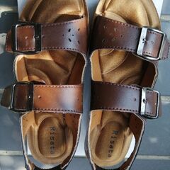 Risatel サンダル (ブラウン)の画像