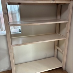 収納棚の画像
