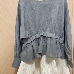 ブージュルード　ペプラムトップスの画像