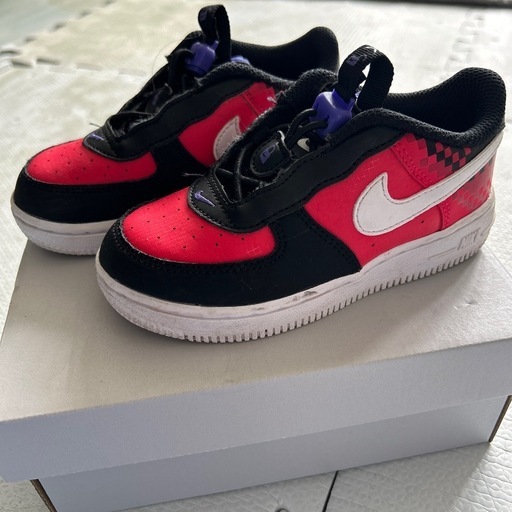 NIKE フォース1 シューズ