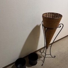 インテリア　花飾り　部屋　模様替え　おしゃれの画像