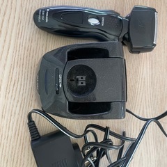 シェーバー 髭剃り