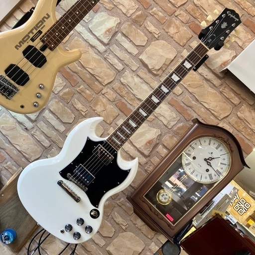 Epiphone SG Alpine White ほぼ未使用中古品！