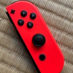  ①右ジョイコン ネオンレッド