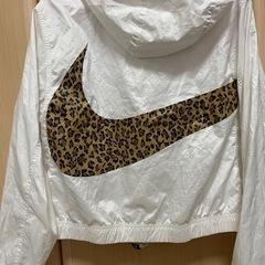 ナイキ　nike ヒョウ柄