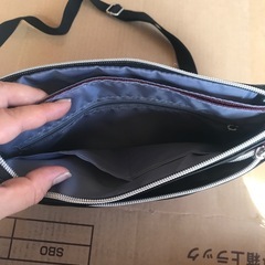 肩掛けバッグの画像