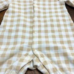 襟付き斜めチェック裏起毛カエルカバーオール　ブラウンベージュ　70センチ カバーオール 新生児服出産準備　赤ちゃん　女の子　袖フリルの画像