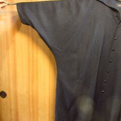 薄手のウールコートの画像