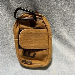 BEAMS 携帯ポーチの画像