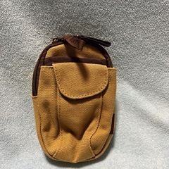 BEAMS 携帯ポーチの画像