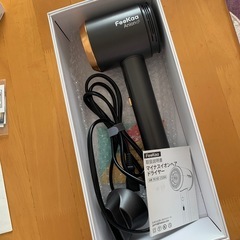 Feekaa マイナスイオンドライヤー