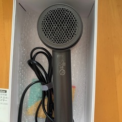 Feekaa マイナスイオンドライヤーの画像