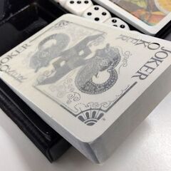 保管・未使用品 Rummy Bridge Canasta Skat トランプ ダイス 西洋画 帯付き サイコロ ヴィンテージ 札幌市 中央区 南12条の画像