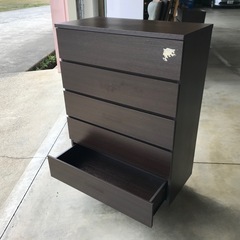 5段タンスの画像