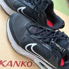 NIKEエアマックス✨23.5cm