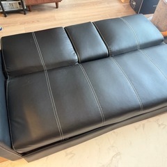 2-3人用ソファベッド引き出し付きドリンクホルダー付き(ジャンク品)の画像