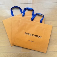 LOUIS VUITTONのショッパー①