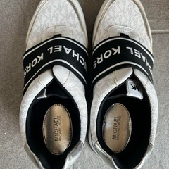 (ほぼ新品)MICHAEL KORS スニーカーの画像