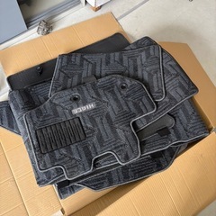 ハイエースワゴン１０人乗り　マットレスフルセット　純正