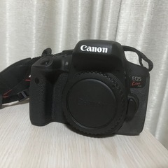 Canon EOS Kiss X8i