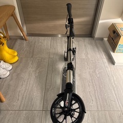 ほぼ新品キックボード