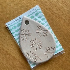 【新品未使用】カッティングボード MOTTAINAIの森「冬」ゆ...