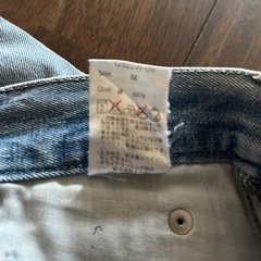 デニムの短パンの画像