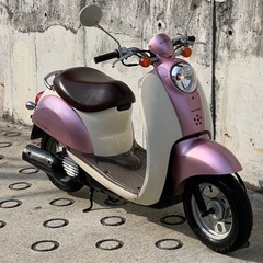大人気セール‼️驚愕の低走行6500キロ😳安心のバッテリー充電済み🔋前後タイヤまだまだ山あり⛰️嬉しいオイル交換済み♻️デザイン重視&低走行車両お求めの方にオススメ🔰AF55 クレア スクーピー✴の画像