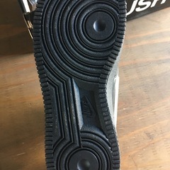 美品AMBUSH  スニーカー　28cmの画像