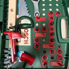 幼児玩具　ドイツの電動工具メーカー「BOSCH」社デザイン】ままごと工具セットの画像