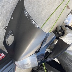 CBR250（mc17）フロントカウル　ヘッドライトの画像