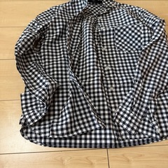 チェック柄ポロシャツ
