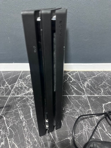 PlayStation 4 pro ssd 換装済み　本体 コントローラー3個付き