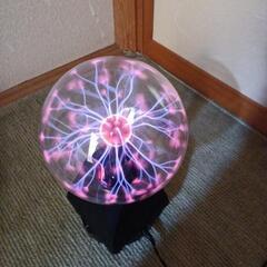 【予約済】電気集まってるところが見える置物の画像