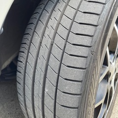 17インチアルミホイールタイヤセットの画像