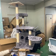 キャットタワー　未使用品　　未完成品 