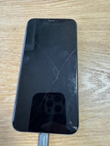 iPhone10s 256GB 早めに取りに来れる方のお値下げあり‼️