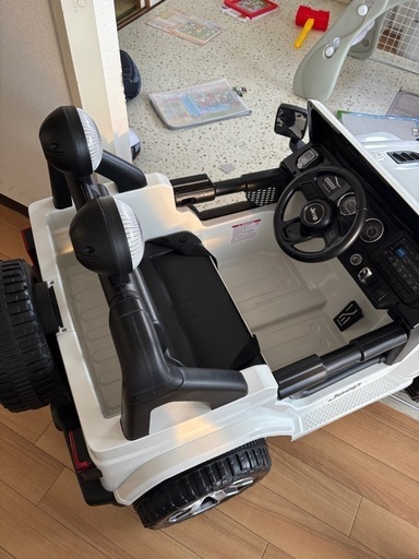 【相談中】常用ラジコンカー JEEP ラングラー ルビコン 2WD 常用おもちゃ 2人乗り