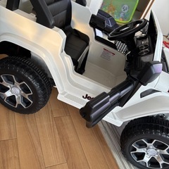 【相談中】常用ラジコンカー JEEP ラングラー ルビコン 2WD 常用おもちゃ 2人乗りの画像