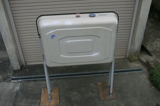 灯油タンク オイルタンク(角型) ローボディータイプ 石油給湯器