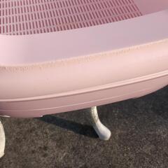 猫トイレ。ハローキティ限定モデルの画像